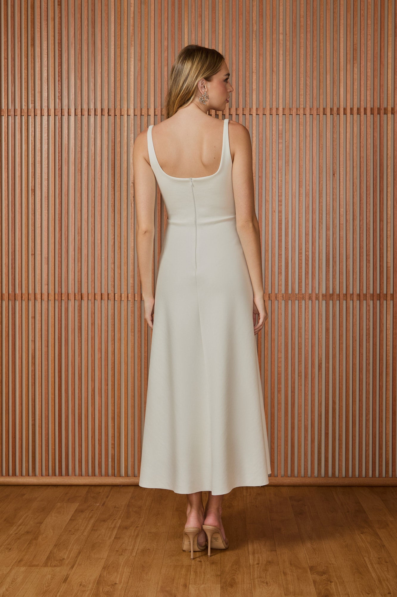 FABULOUS AGILITÀ - Vestido Mídi Lorena Flores Aplicadas OFF White