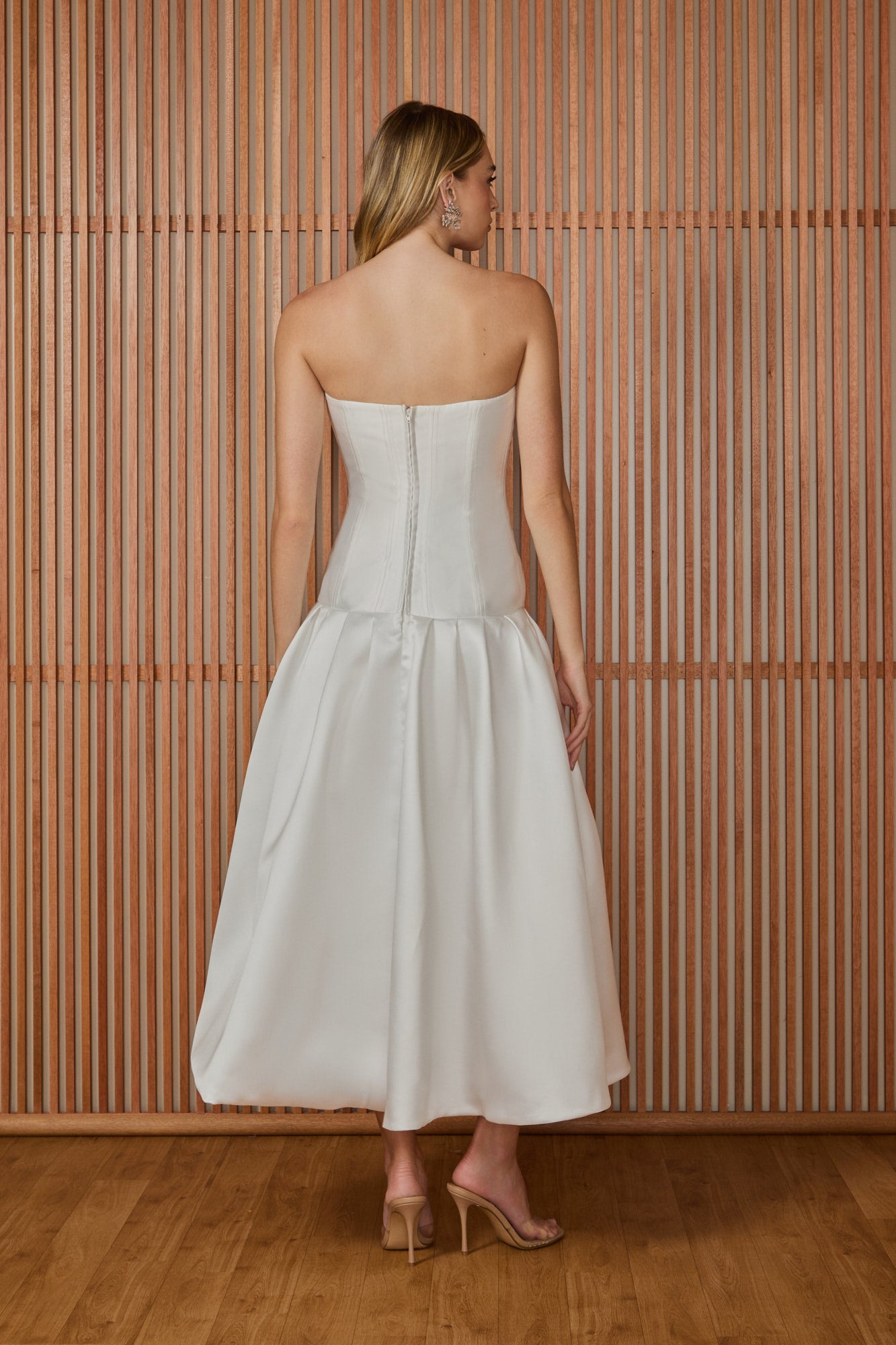 FABULOUS AGILITÀ - Vestido Mídi Luana Tomara que Caia OFF White