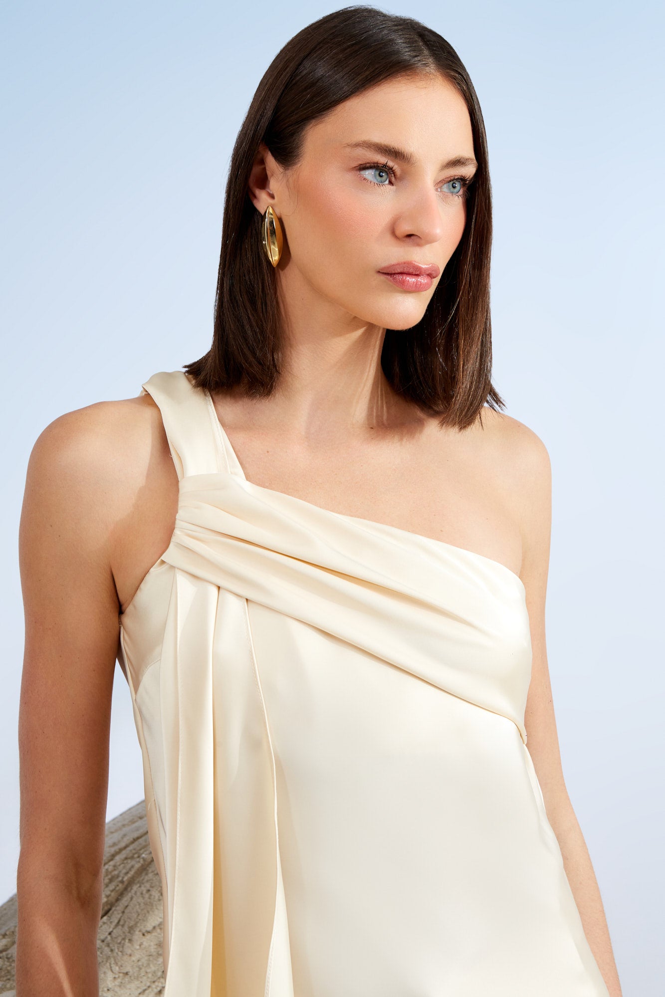 AGILITÀ - Blusa Ombro Só Detalhe Decote Jasmim