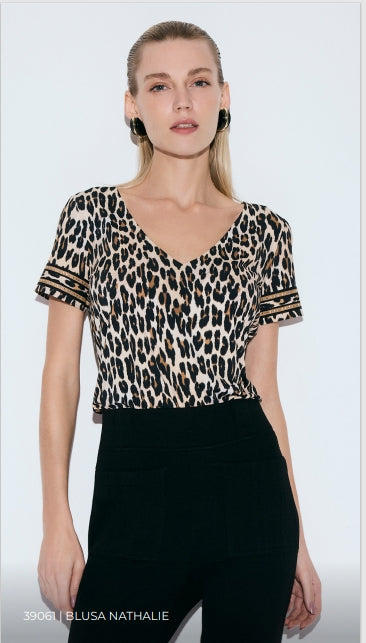 ONE UP - Blusa Nathalie Onça Estampado