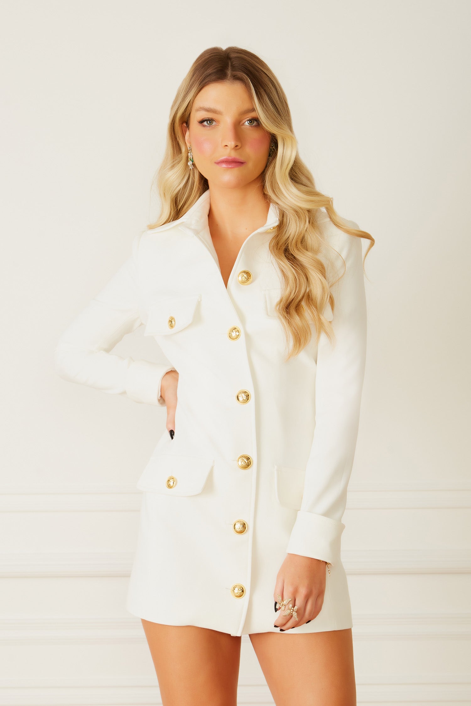 FABULOUS AGILITÀ - Vestido Curto Tamires Off White - Inverno 22