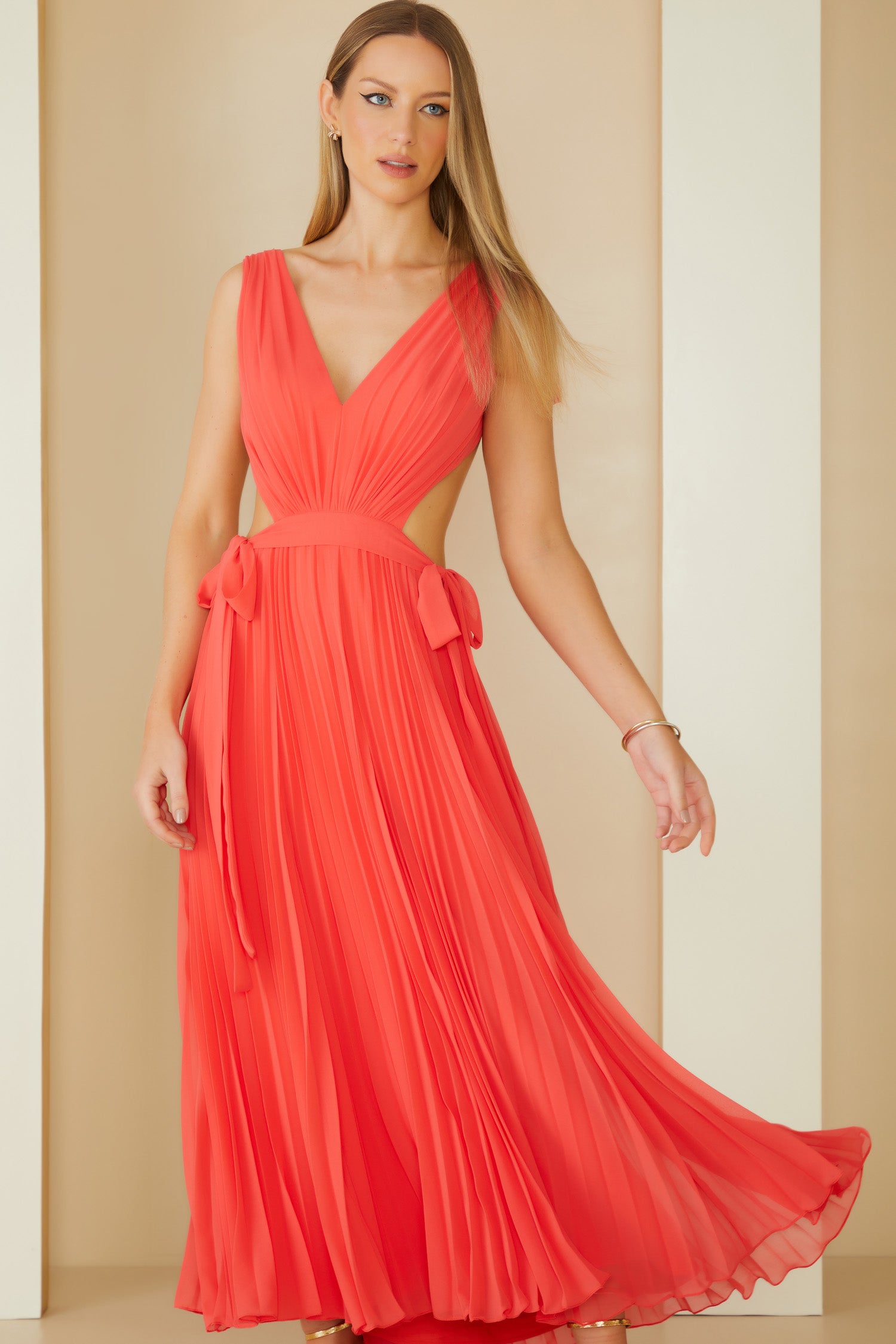 AGILITÀ - Vestido Longo Detalhe Plissado Vermelho Ibiza - Verão 23