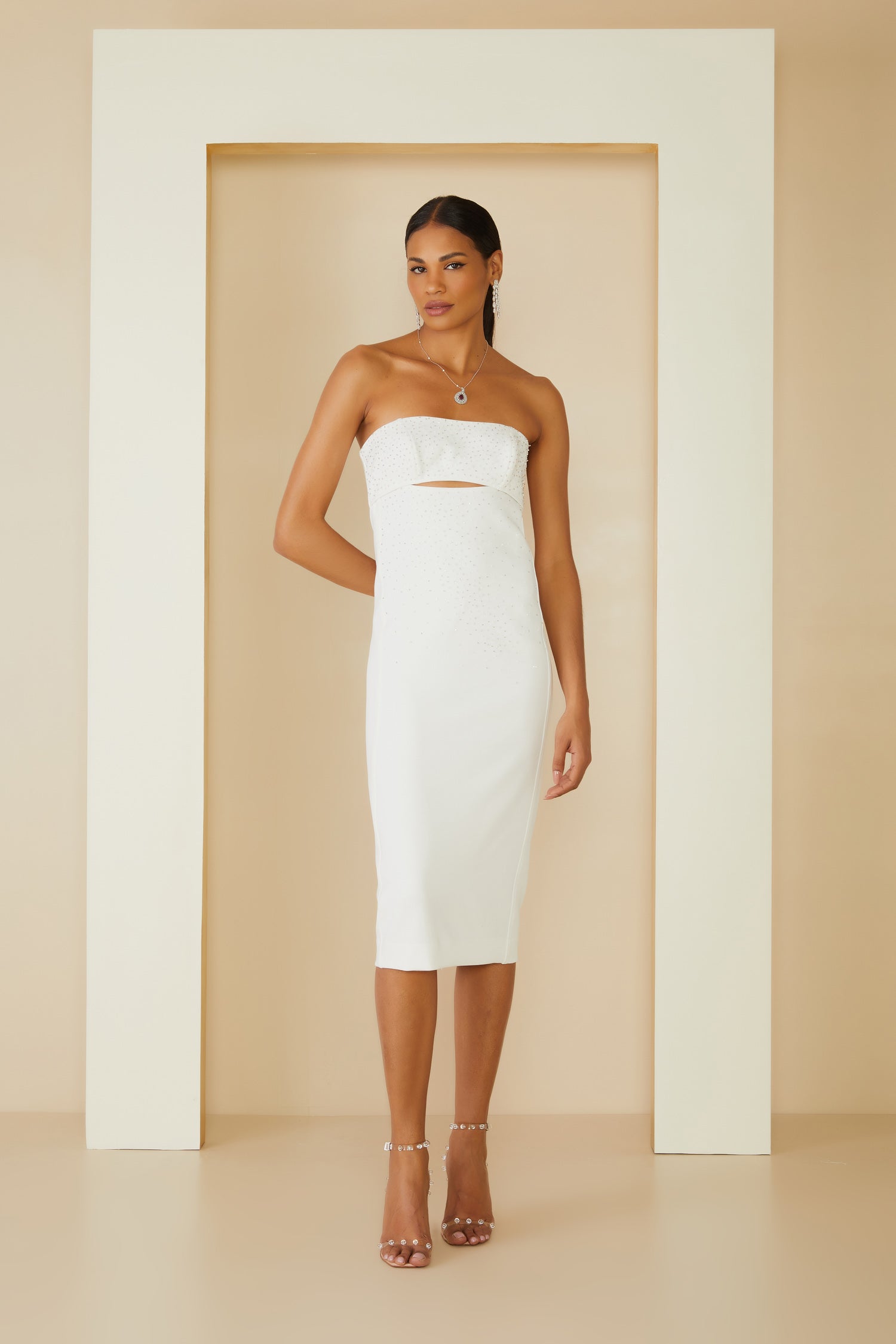AGILITÀ - Vestido Midi Bordado Tomara Que Caia Off White - Verão 23