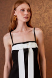AGILITÀ - Vestido Curto Bicolor Preto/OFF White