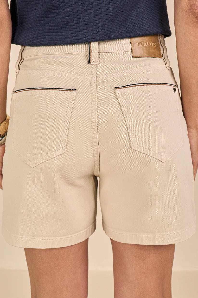 SCALON - Shorts Viscose Amplo Natural Branco