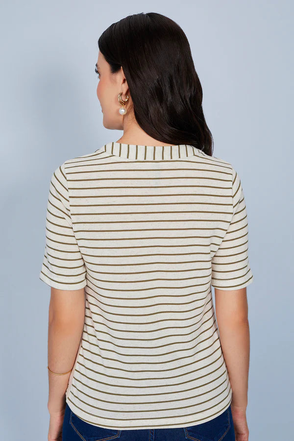 SCALON - Blusa Malha Manga Curta Listras Oliva