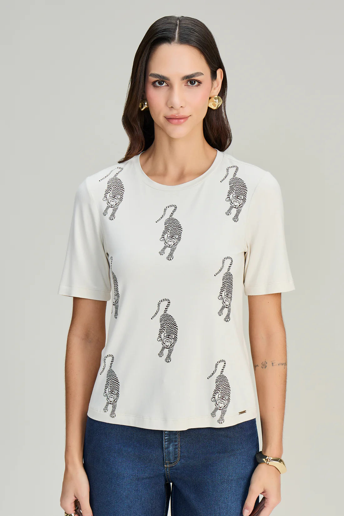 SCALON - T-shirt Malha Manga Curta Tigre Marrom Estampado