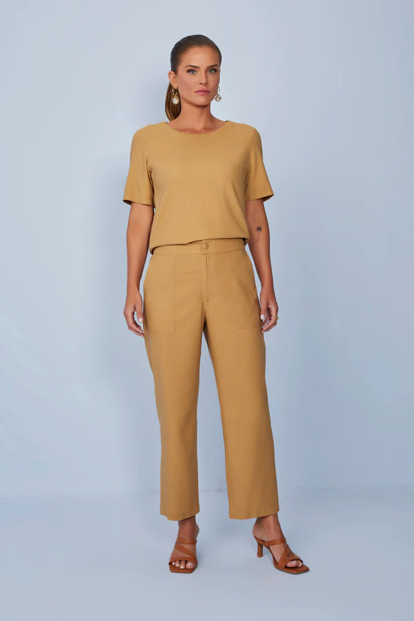 SCALON - Conjunto Linho Blusa Manga Curta Camelo