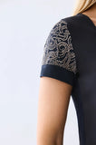 ONE UP - Blusa Cetim Black C/ Gold