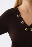 ONE UP - Blusa Cetim Brown C/ Ilhos Marrom