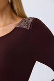 ONE UP - Vestido Crepe Brown C/ Ilhos Marrom