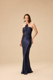 VICTOR DZENK - Vestido Cetim Visco C/ Flor Decote Azul Marinho