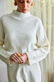 ANSELMI - Blusa Gola Alta Detalhe Perolas Manga Off White